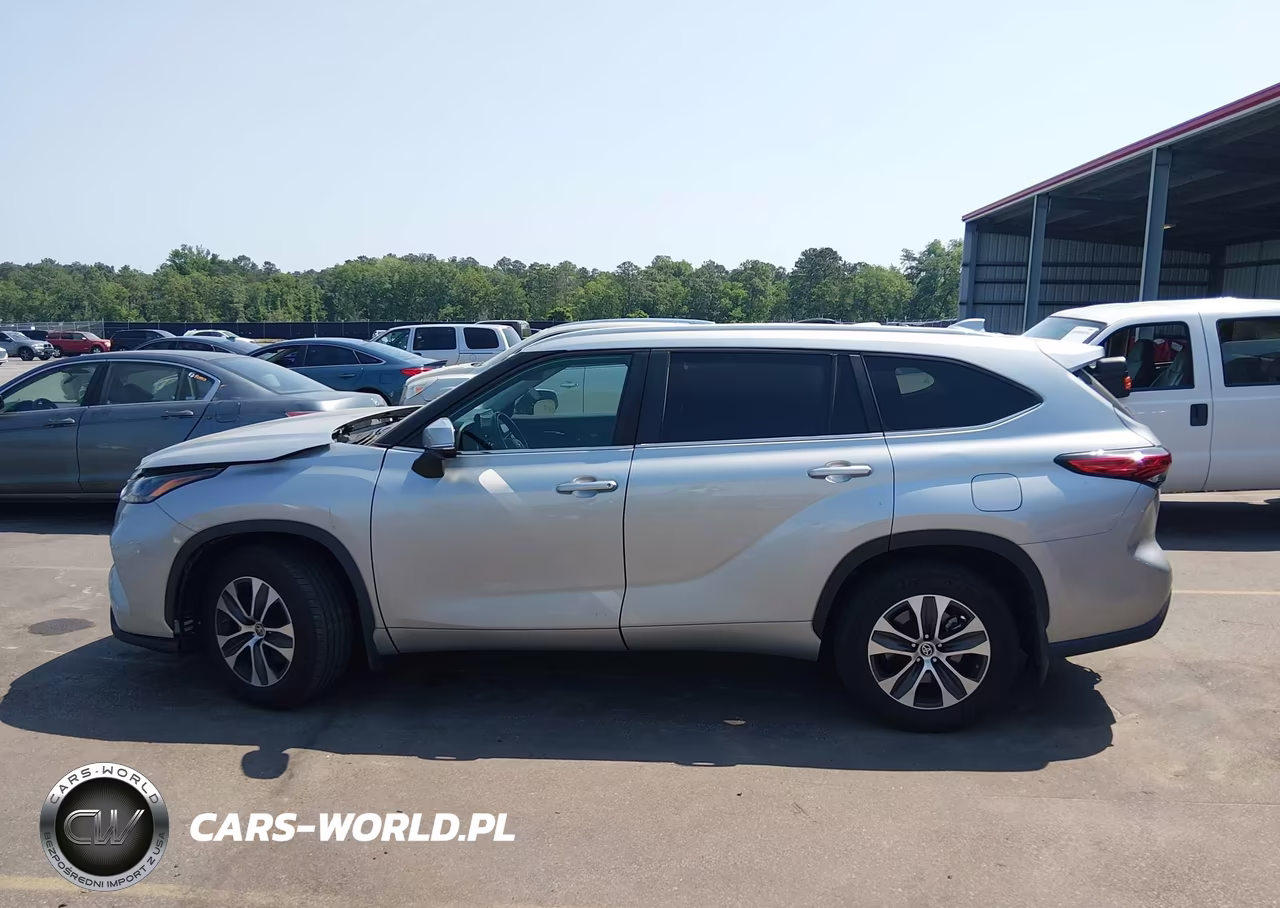 2023 Toyota Highlander Xle VIN:5TDKDRBH0PS020597 - 14