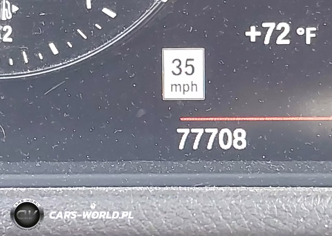2018 BMW X2 xDrive28I VIN:WBXYJ5C3XJEF76885 - 16