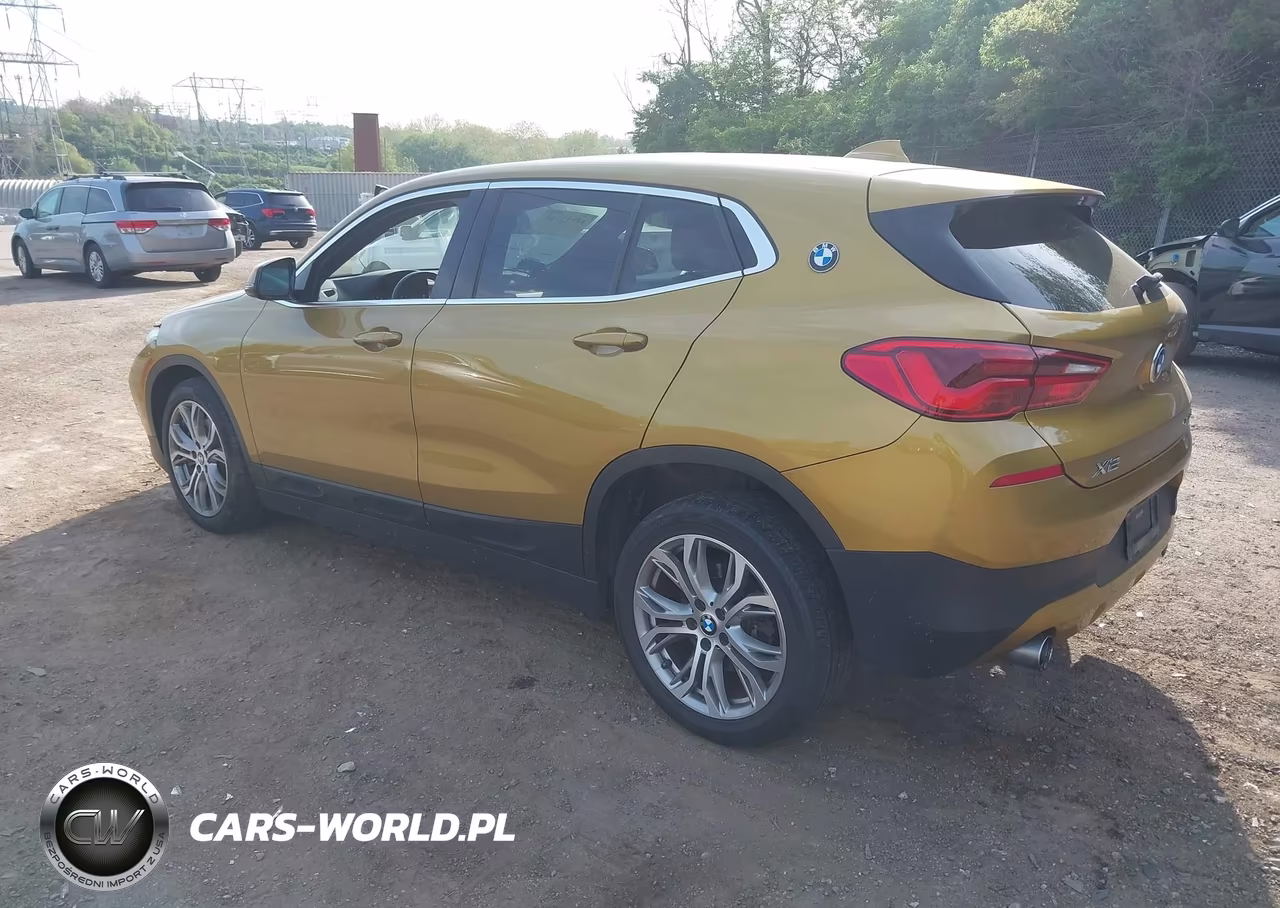 2018 BMW X2 xDrive28I VIN:WBXYJ5C3XJEF76885 - 3