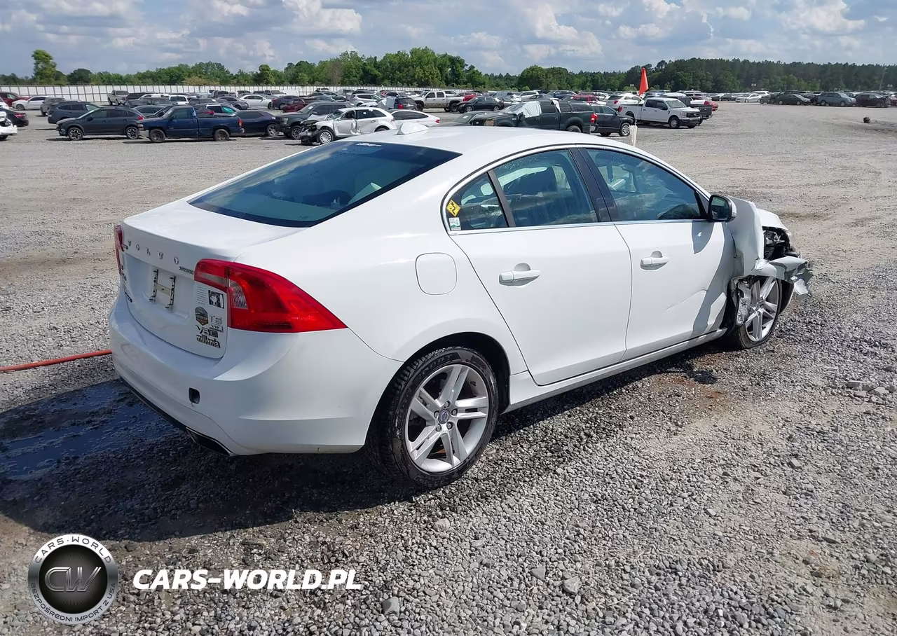 2015 Volvo S60 T5 Premier VIN:YV140MFB2F1309841 - 4