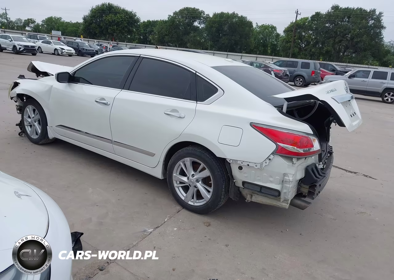 2015 Nissan Altima 2.5 Sv VIN:1N4AL3AP0FC142824 - 3