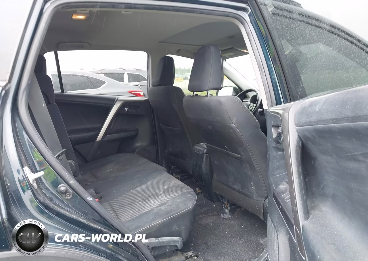 2018 Toyota Rav4 Xle VIN:JTMWFREV5JD112837 - 8