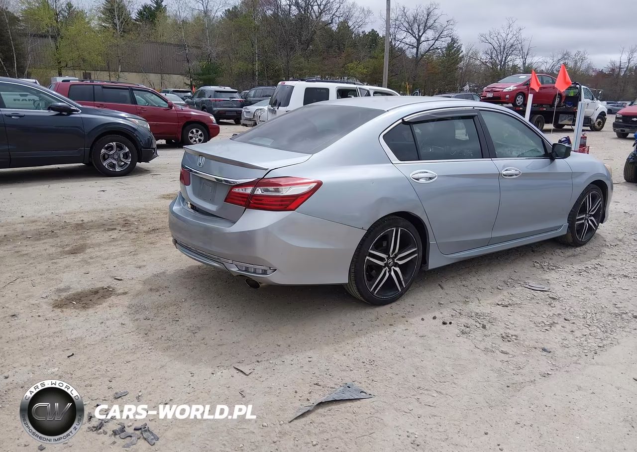 2017 Honda Accord Sport Se VIN:1HGCR2F17HA102515 - 4