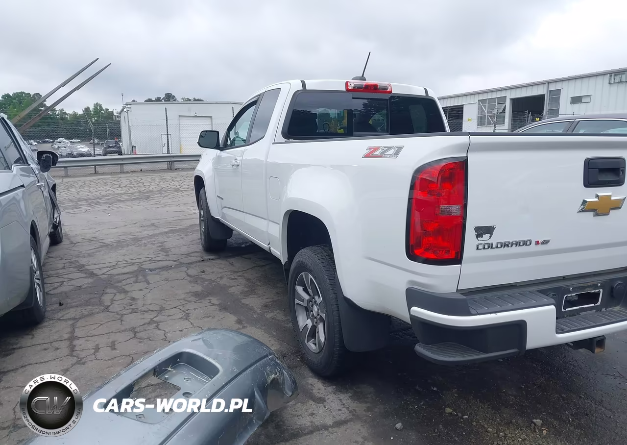 2018 Chevrolet Colorado Z71 VIN:1GCHTDEN0J1293707 - 3