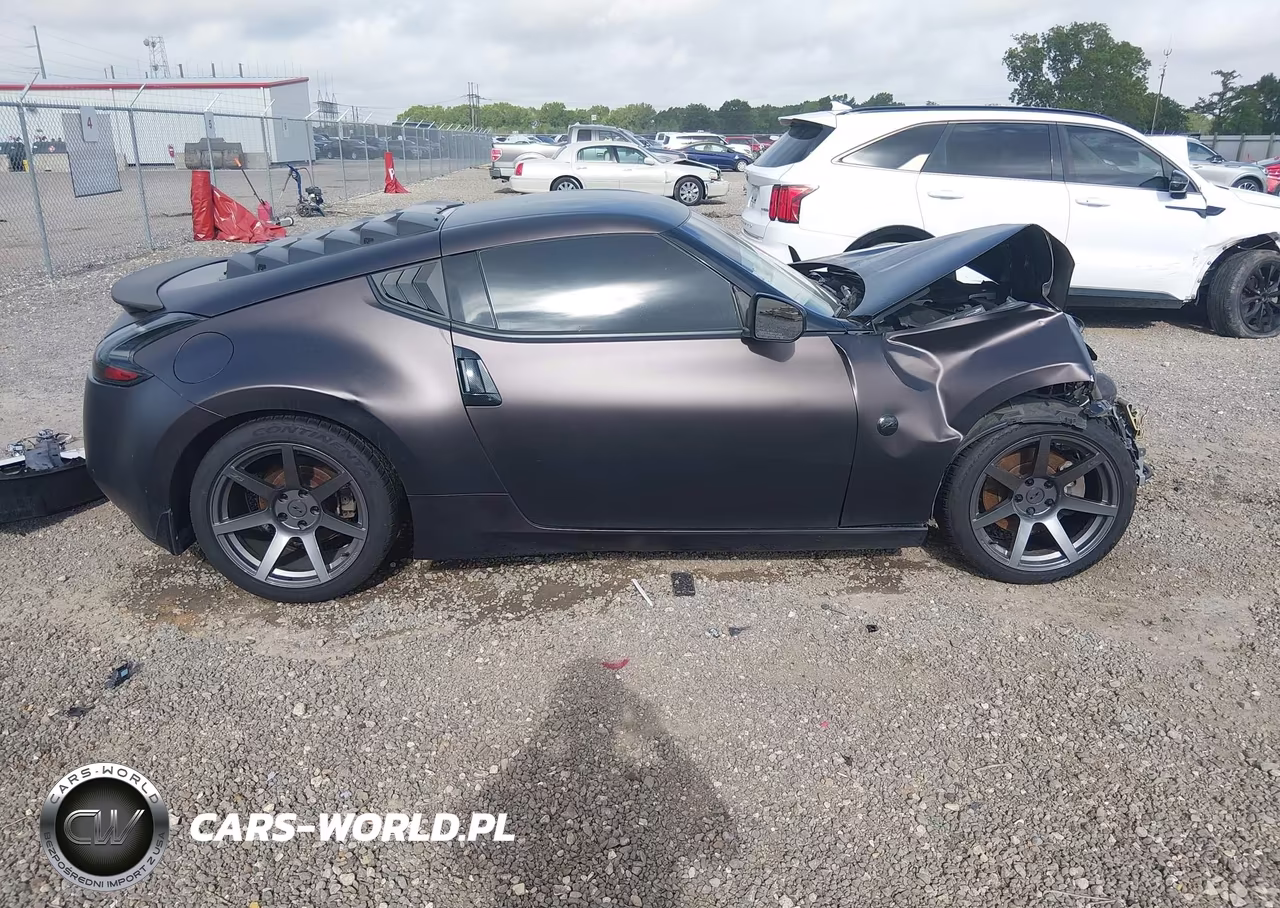 2016 Nissan 370Z VIN:JN1AZ4EH4GM932711 - 13