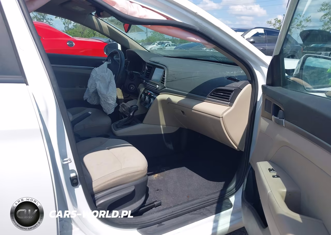 2019 Hyundai Elantra Sel VIN:5NPD84LF8KH435520 - 5