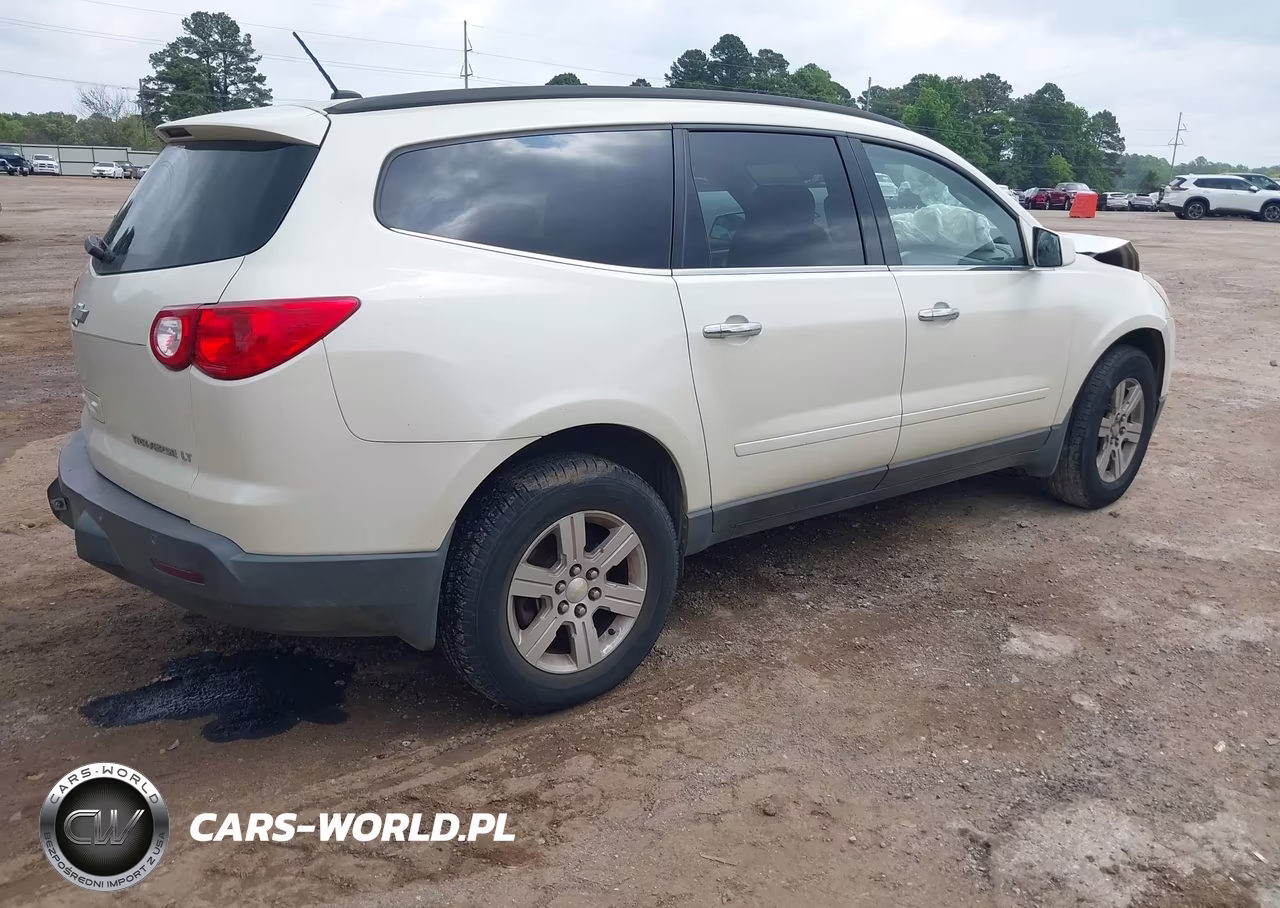 2011 Chevrolet Traverse 1Lt VIN:1GNKRGED3BJ132919 - 4