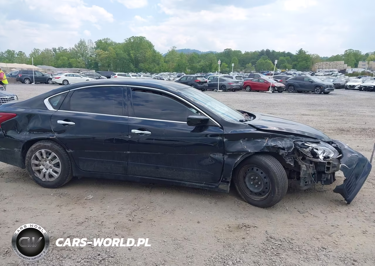 2018 Nissan Altima 2.5 S VIN:1N4AL3AP4JC223124 - 13