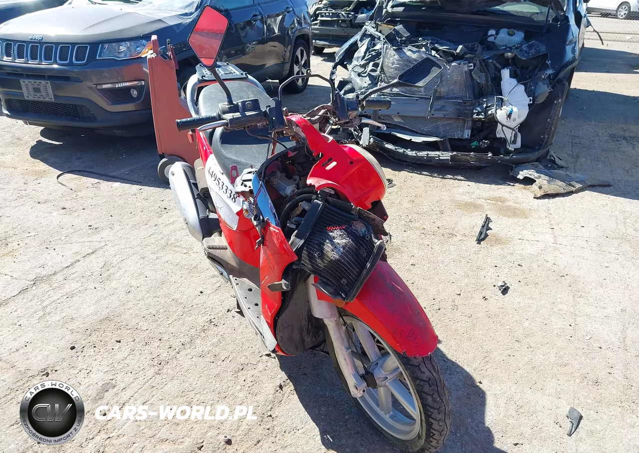 2008 Aprilia Scarabeo 200 – zdjęcie 1 z 12