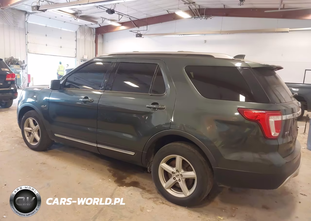 2016 Ford Explorer Xlt VIN:1FM5K8D86GGA52888 - 3