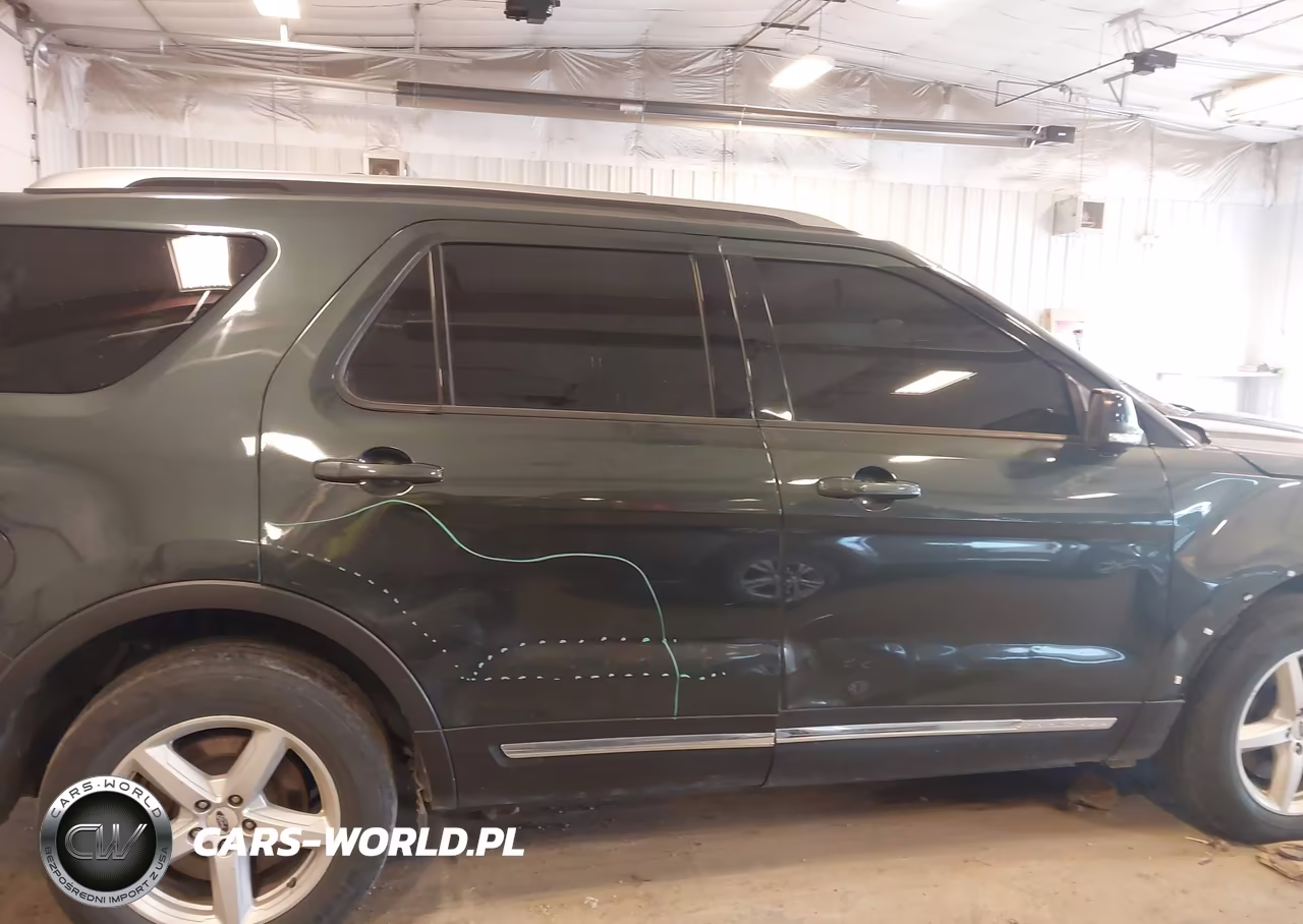 2016 Ford Explorer Xlt VIN:1FM5K8D86GGA52888 - 6