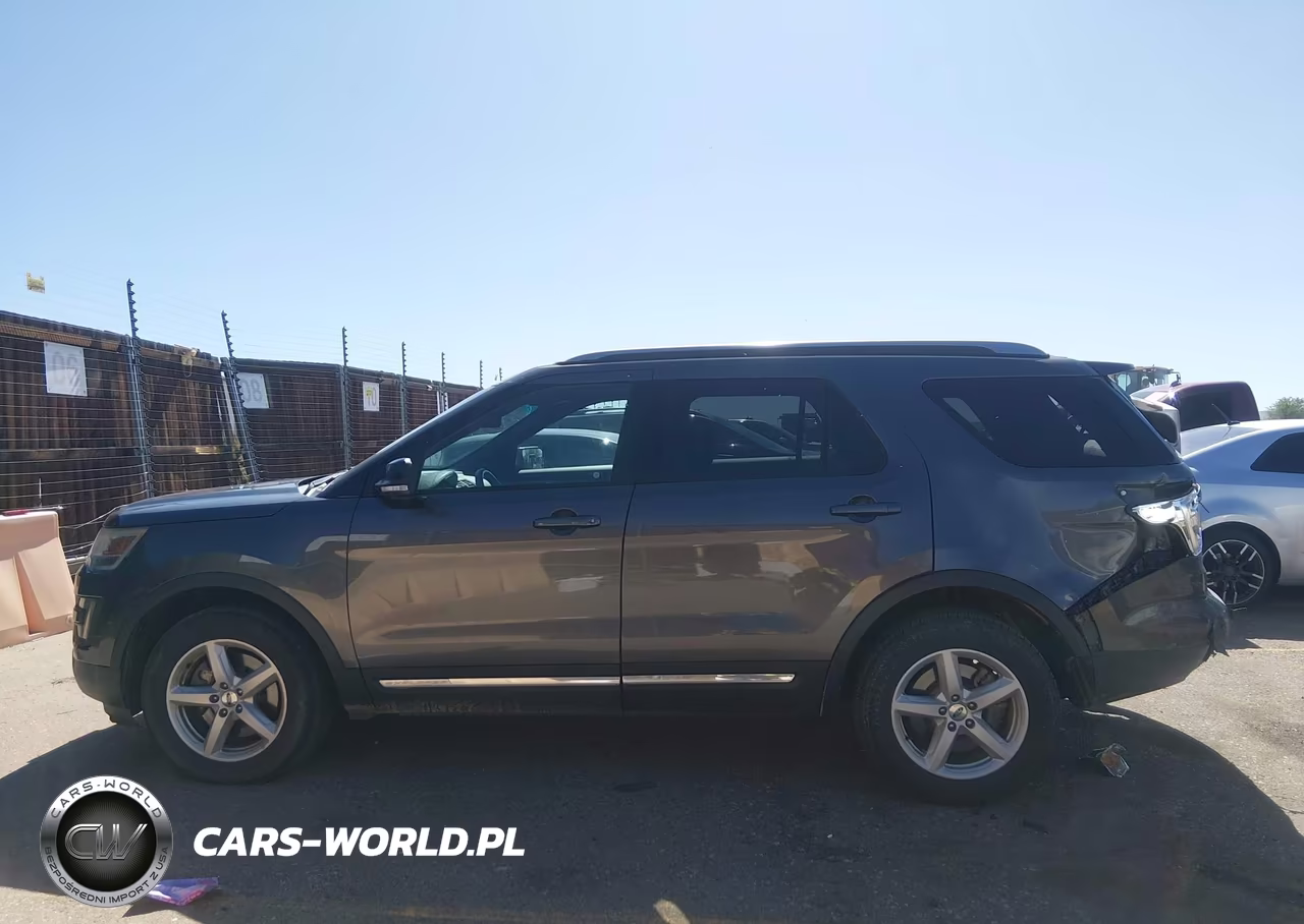 2016 Ford Explorer Xlt VIN:1FM5K8D8XGGA95808 - 14