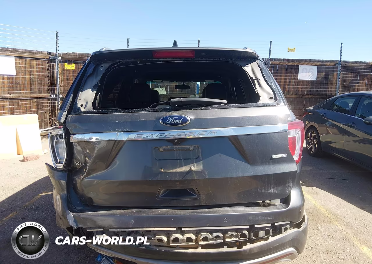 2016 Ford Explorer Xlt VIN:1FM5K8D8XGGA95808 - 16