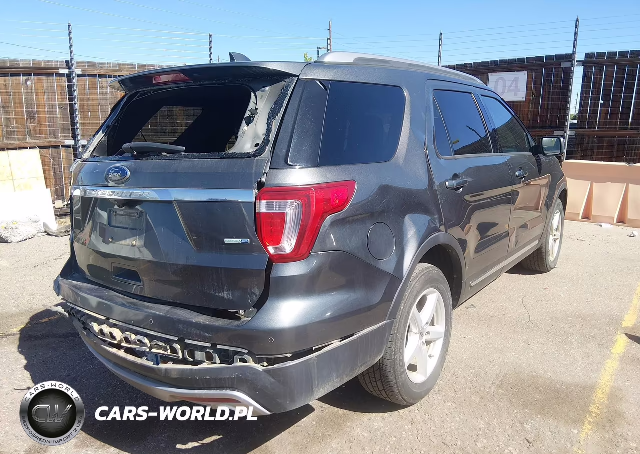 2016 Ford Explorer Xlt VIN:1FM5K8D8XGGA95808 - 4