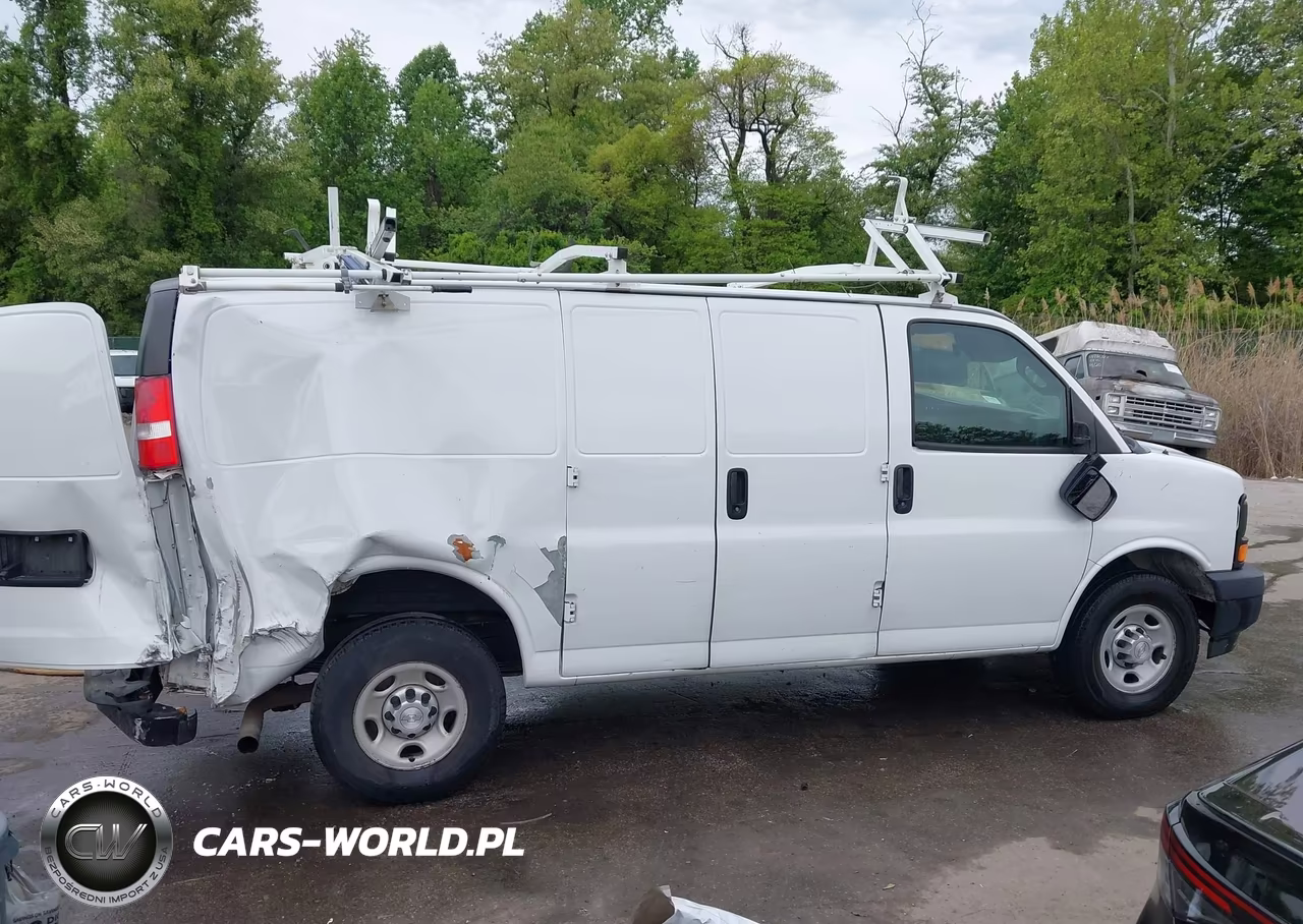 2017 Chevrolet Express 3500 Work Van VIN:1GCZGGFG6H1162351 - 13