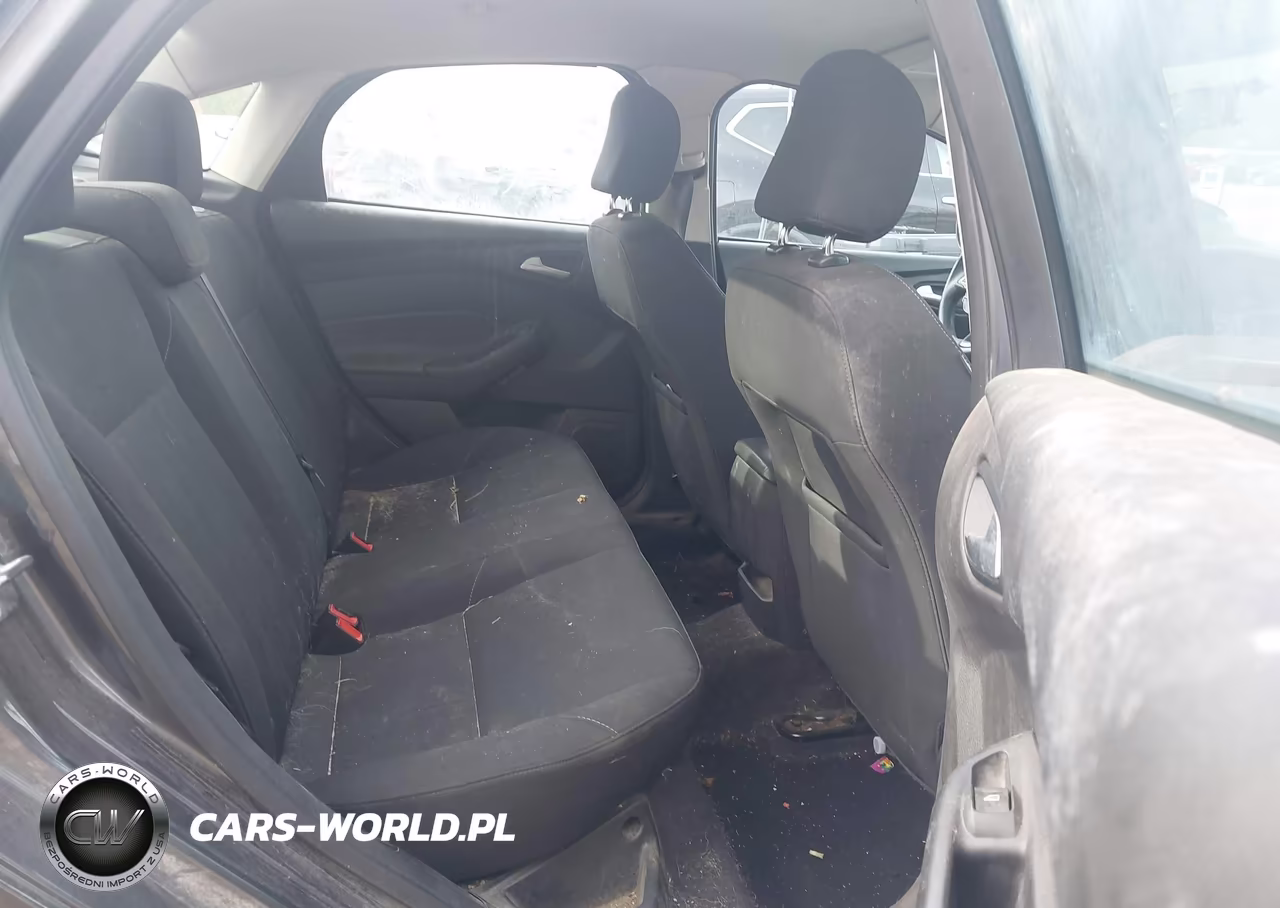 2016 Ford Focus Se VIN:1FADP3F2XGL244504 - 8