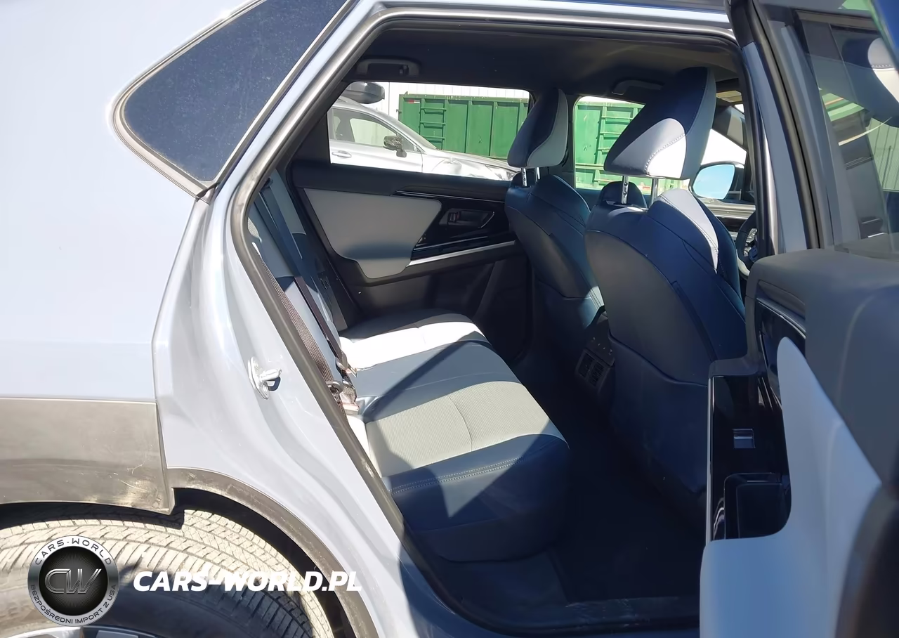 2025 Subaru Solterra Limited VIN:JTMABABA7SA106405 - 8