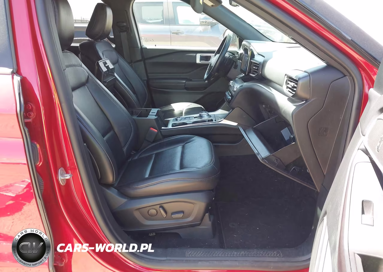 2020 Ford Explorer Xlt VIN:1FMSK8DH0LGB52305 - 5