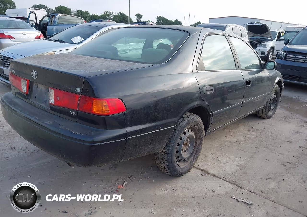 2000 Toyota Camry Le V6 VIN:4T1BF28K1YU947797 - 4