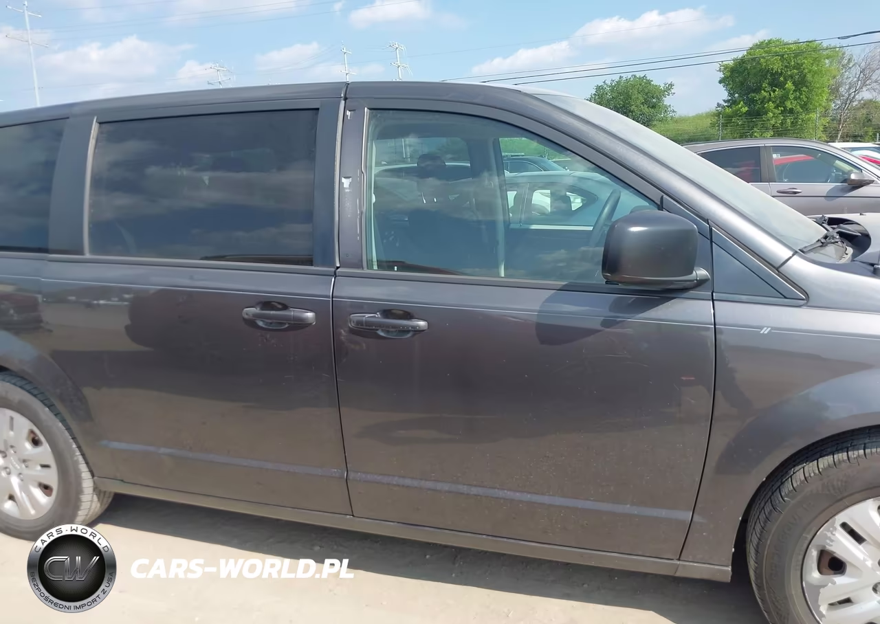 2018 Dodge Grand Caravan Se VIN:2C4RDGBG7JR166375 - 13