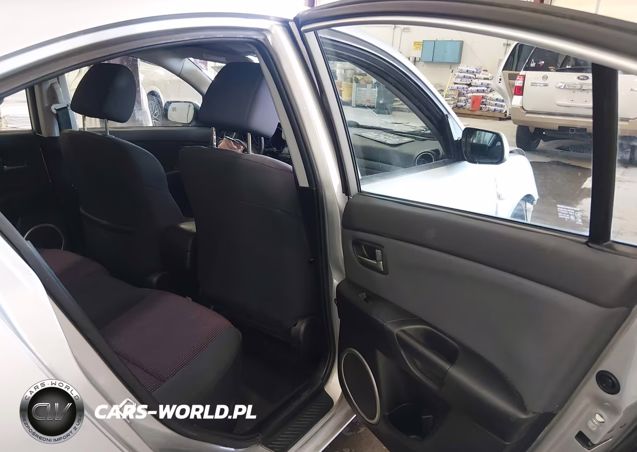 2004 Mazda Mazda3 S VIN:JM1BK123241170540 - 8