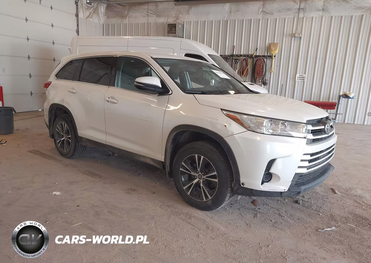 2019 Toyota Highlander Le – zdjęcie 1 z 16