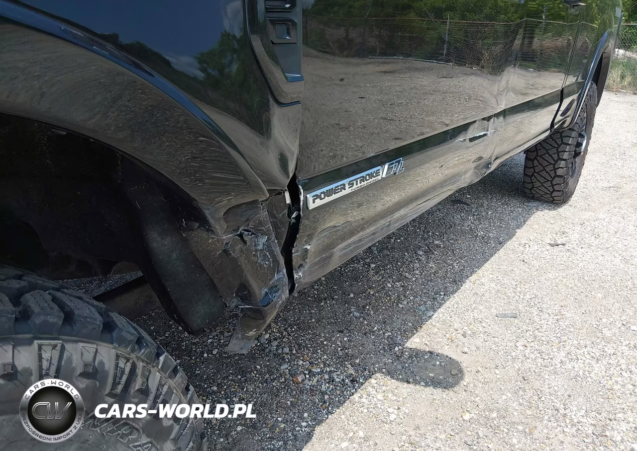 2022 Ford F-250 Lariat VIN:1FT8W2BTXNEC43636 - 11