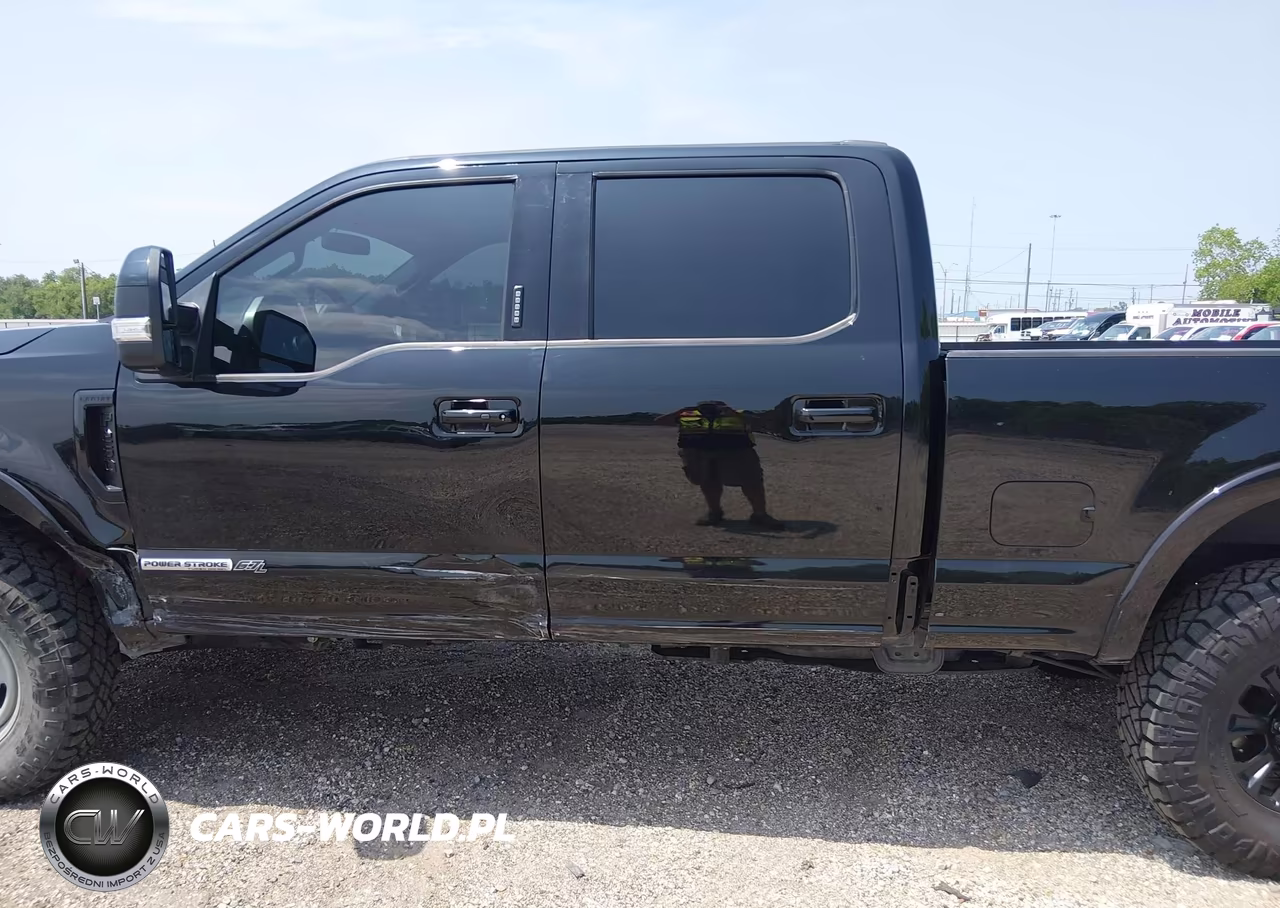 2022 Ford F-250 Lariat VIN:1FT8W2BTXNEC43636 - 14