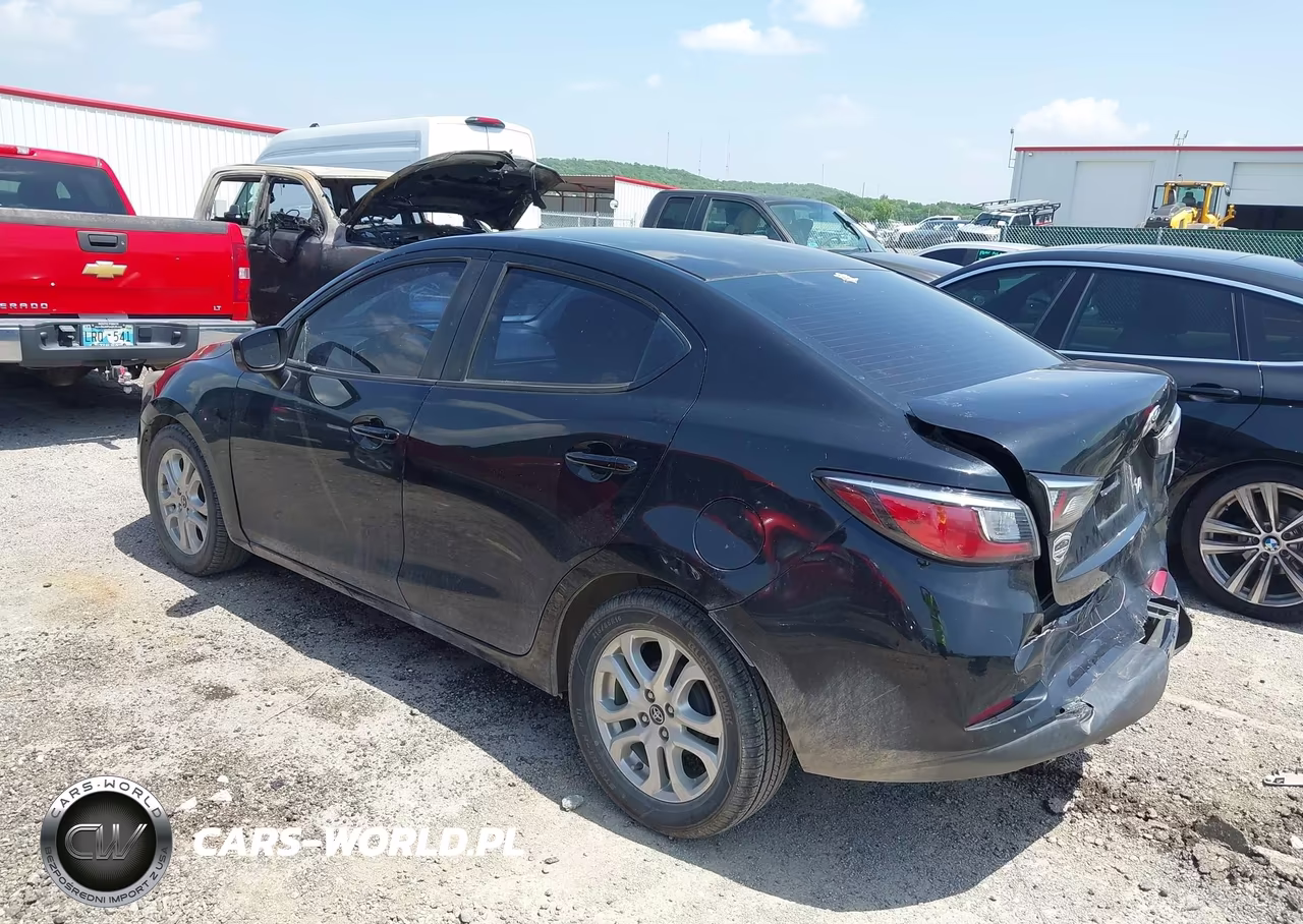 2017 Toyota Yaris Ia VIN:3MYDLBYV2HY189791 - 3