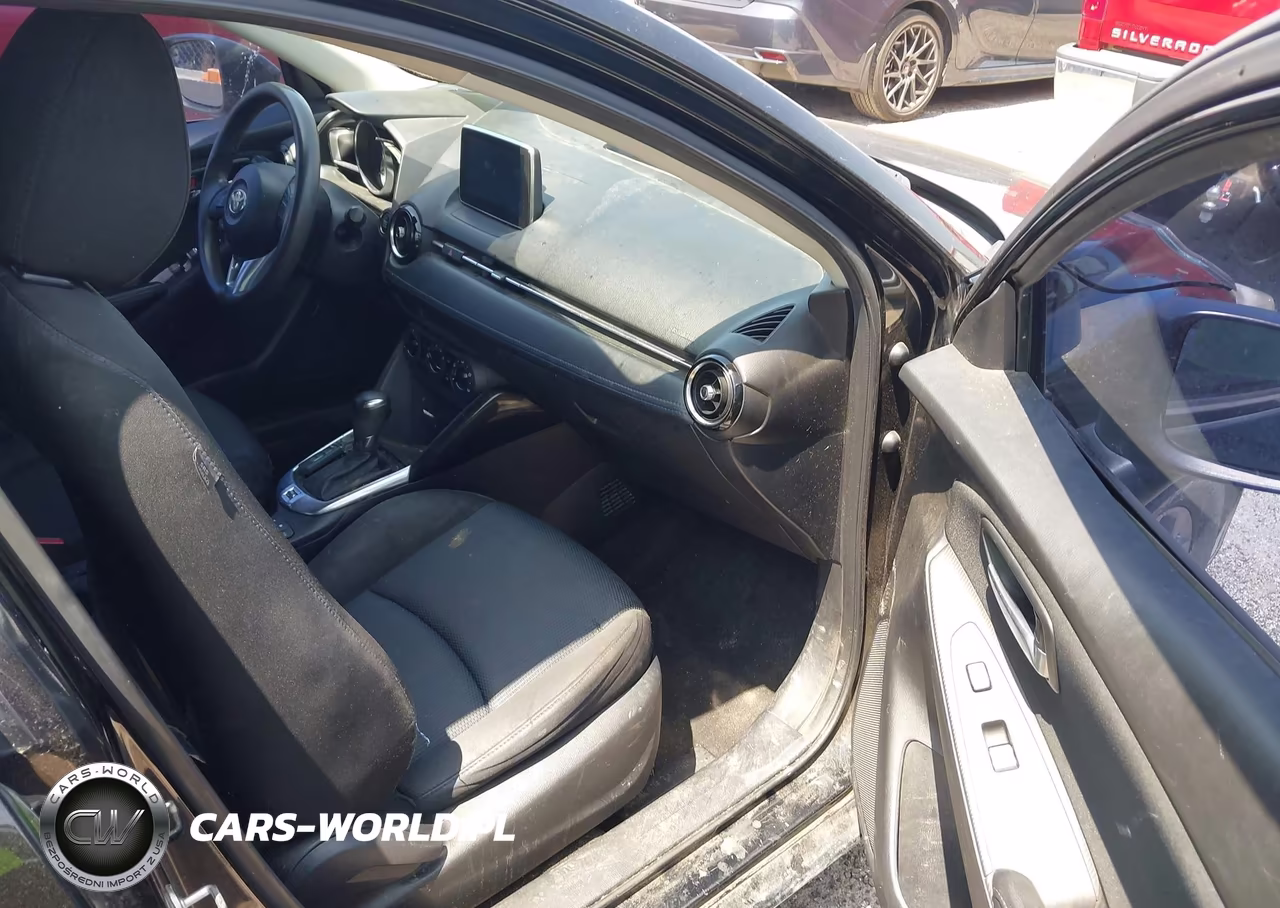 2017 Toyota Yaris Ia VIN:3MYDLBYV2HY189791 - 5