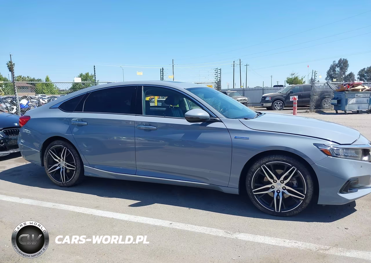 2021 Honda Accord Hybrid Touring VIN:1HGCV3F93MA000968 - 13