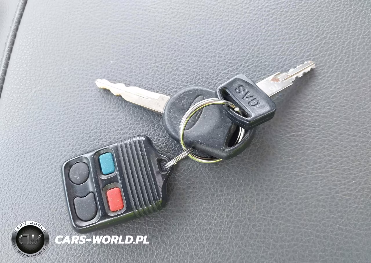 2006 Ford Mustang VIN:1ZVFT80N765111617 - 11