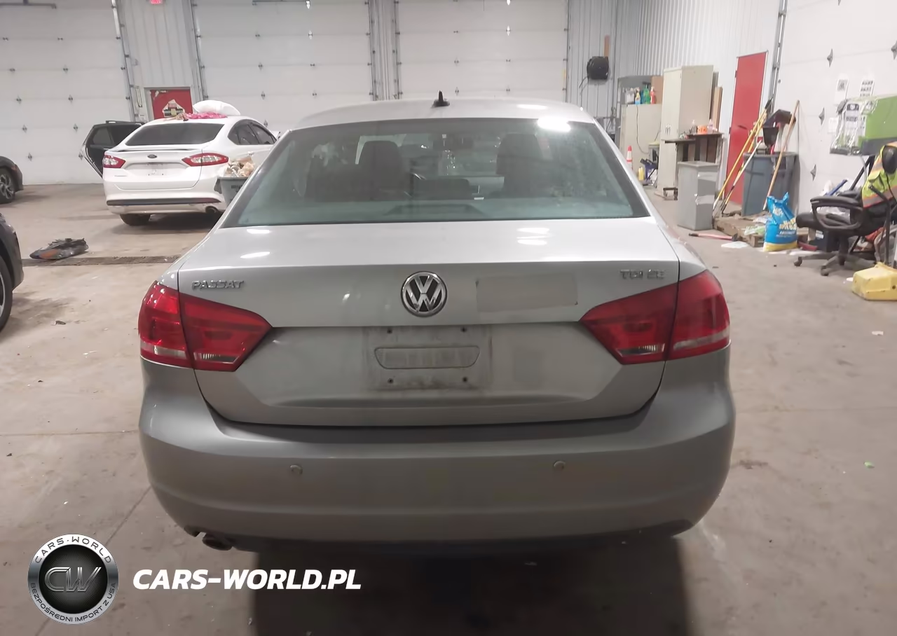 2013 Volkswagen Passat 2.0L Tdi Se VIN:1VWBN7A38DC046740 - 16