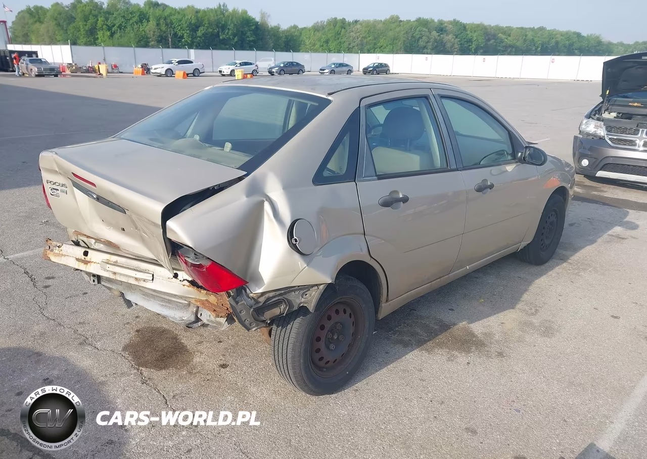 2007 Ford Focus S-Se-Ses VIN:1FAHP34N77W327563 - 4