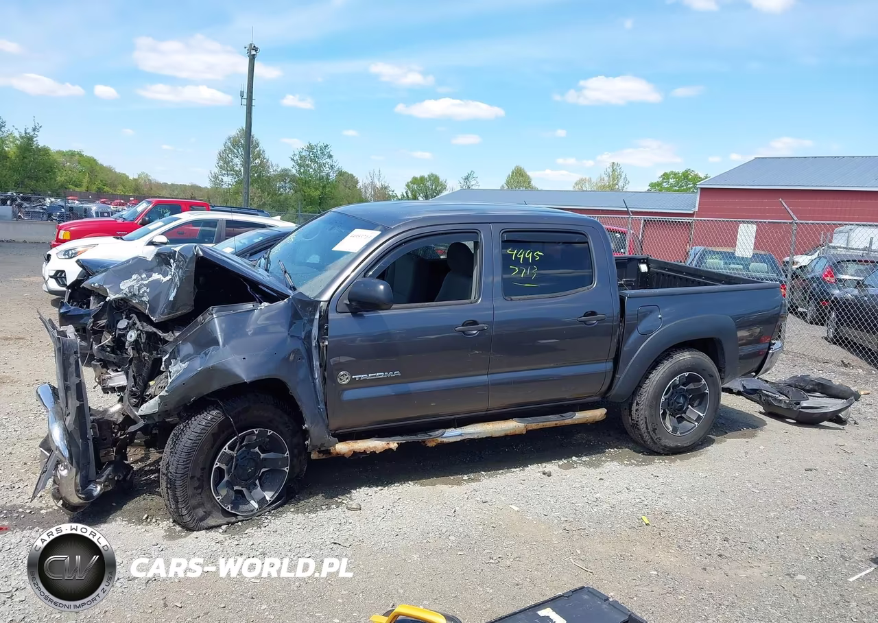 2013 Toyota Tacoma Base V6 VIN:5TFLU4EN4DX057585 - 14