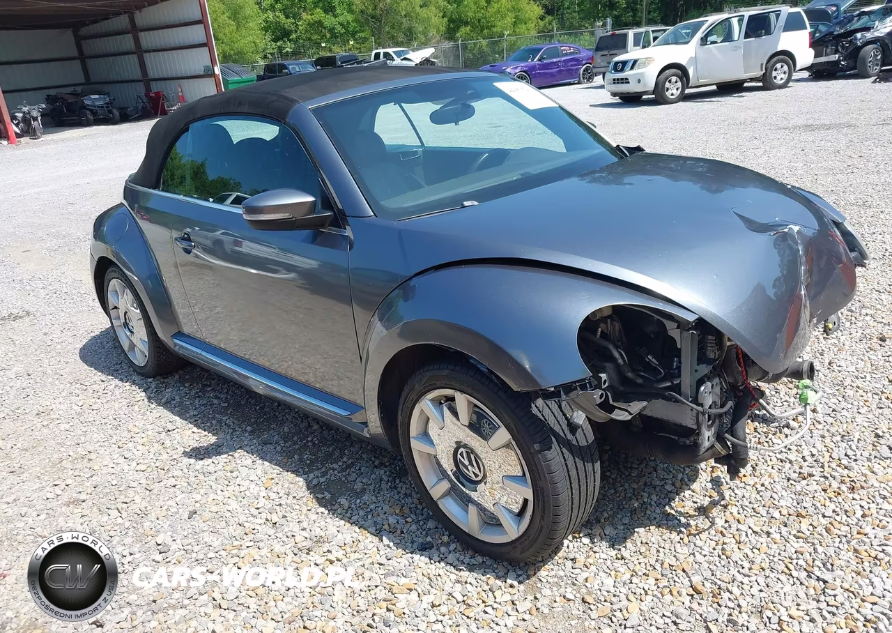 2015 Volkswagen Beetle 1.8T – zdjęcie 1 z 17