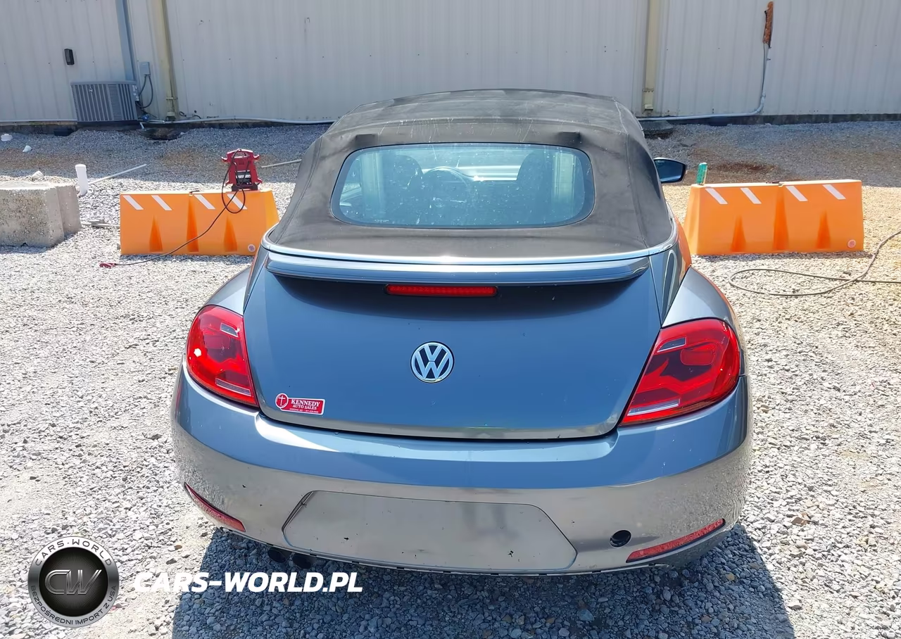 2015 Volkswagen Beetle 1.8T VIN:3VW507ATXFM800265 - 15