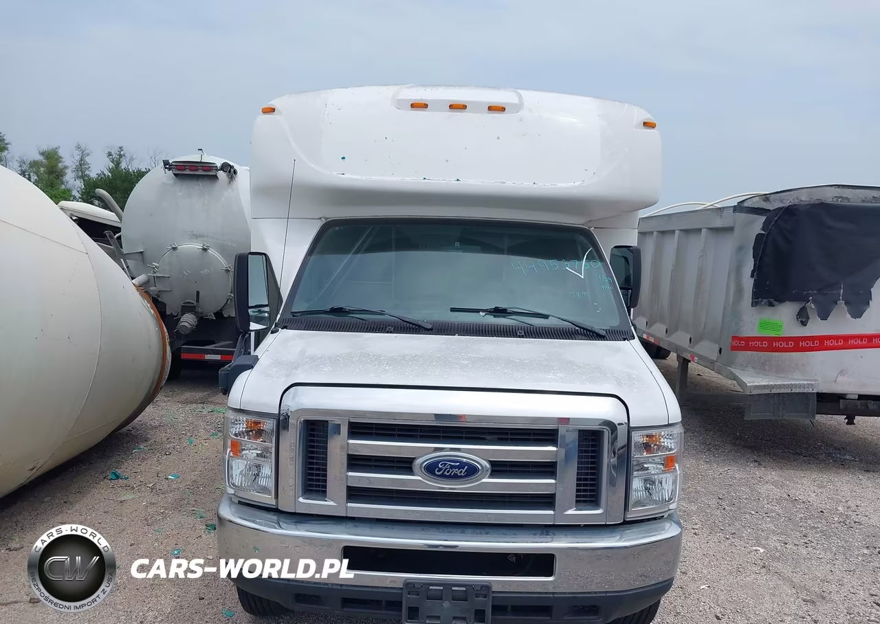 2018 Ford E-350 Cutaway VIN:1FDEE3FS9JDC42860 - 16