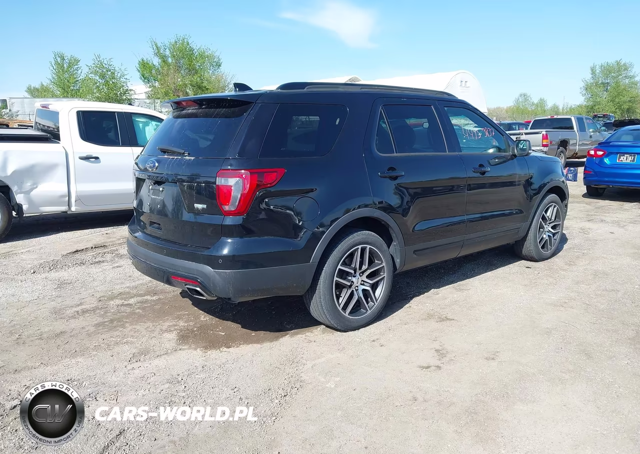 2016 Ford Explorer Sport VIN:1FM5K8GT6GGA42362 - 4