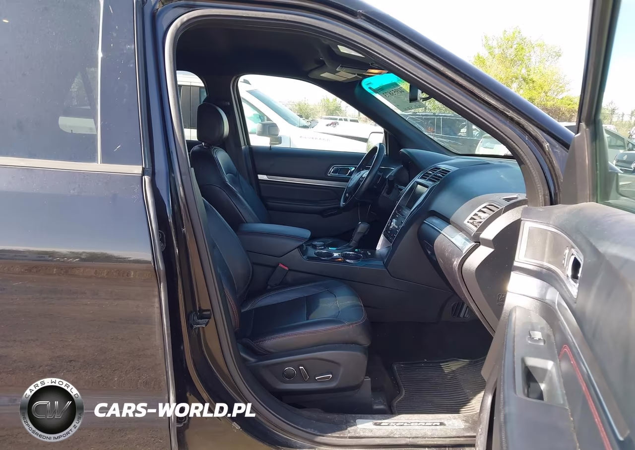 2016 Ford Explorer Sport VIN:1FM5K8GT6GGA42362 - 5