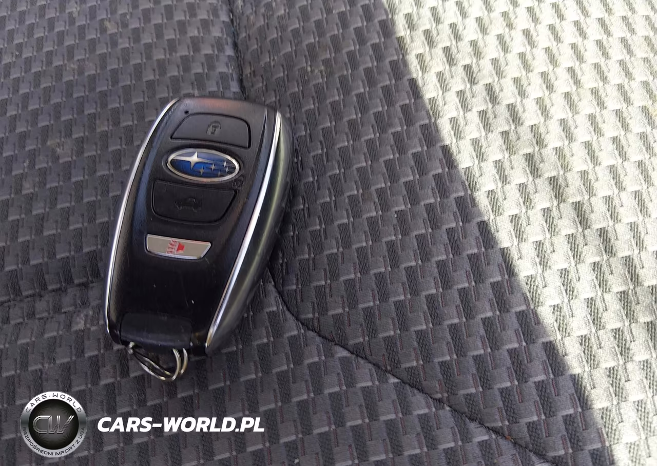 2022 Subaru Forester Sport VIN:JF2SKAGC5NH433123 - 11