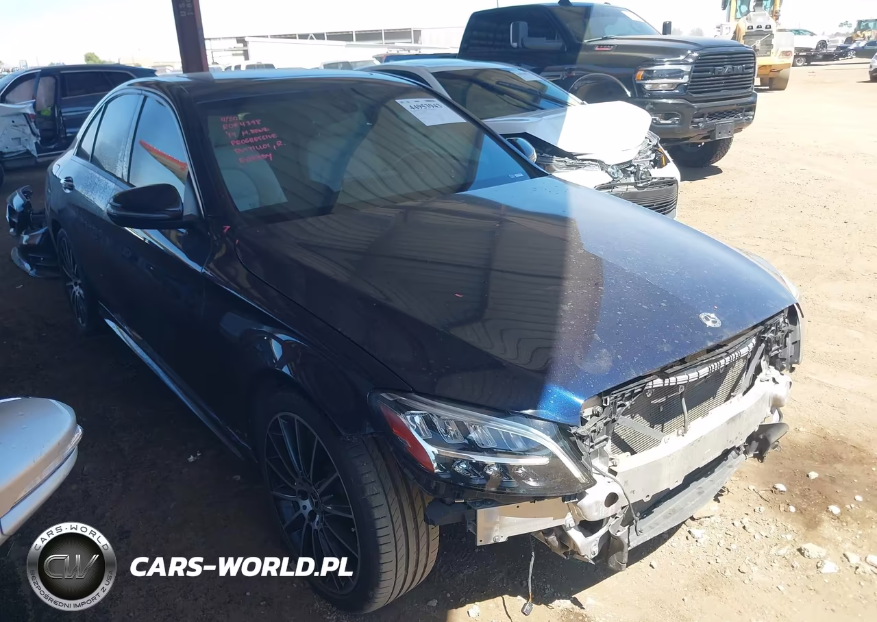 2019 Mercedes-Benz C 300