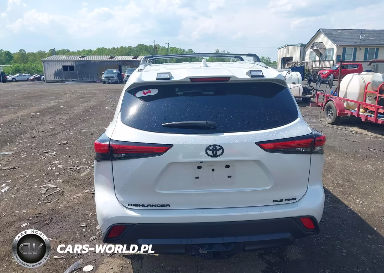2022 Toyota Highlander Xle VIN:5TDHZRBH5NS232808 - 16