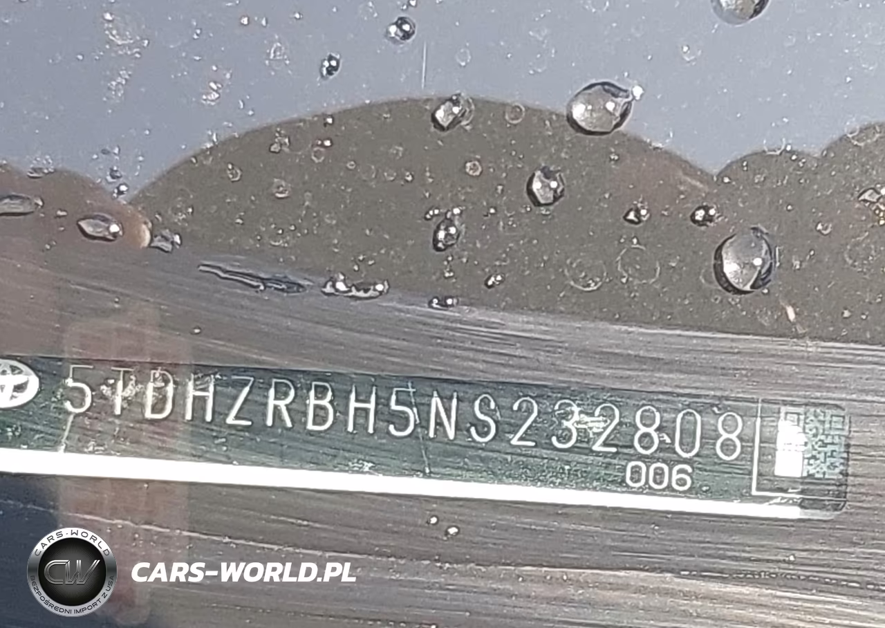 2022 Toyota Highlander Xle VIN:5TDHZRBH5NS232808 - 9