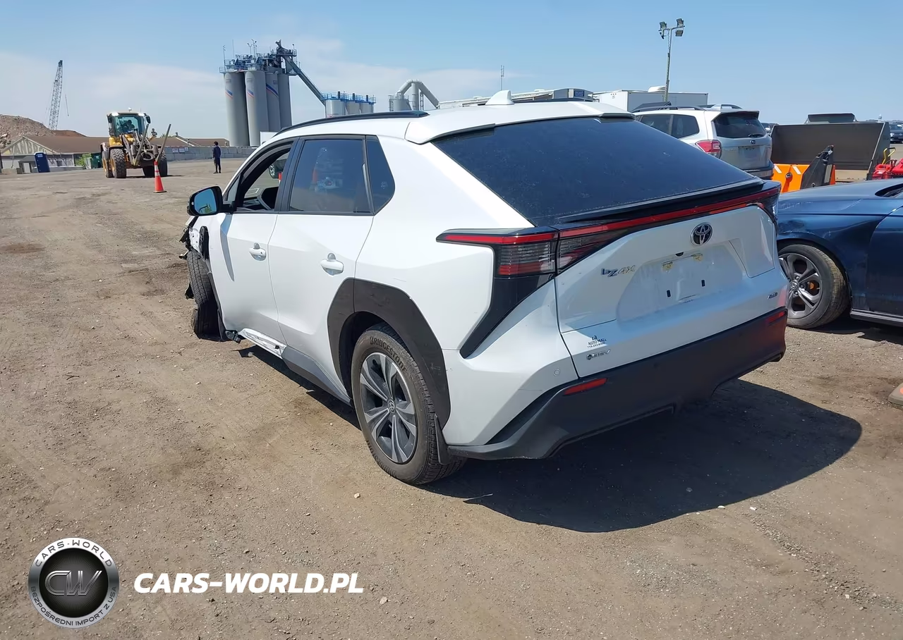 2024 Toyota Bz4X Xle VIN:JTMABACA9RA091401 - 3