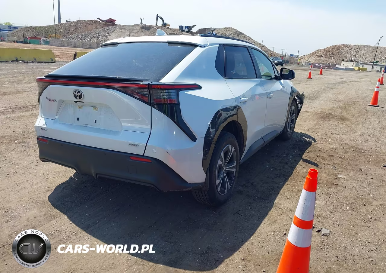 2024 Toyota Bz4X Xle VIN:JTMABACA9RA091401 - 4