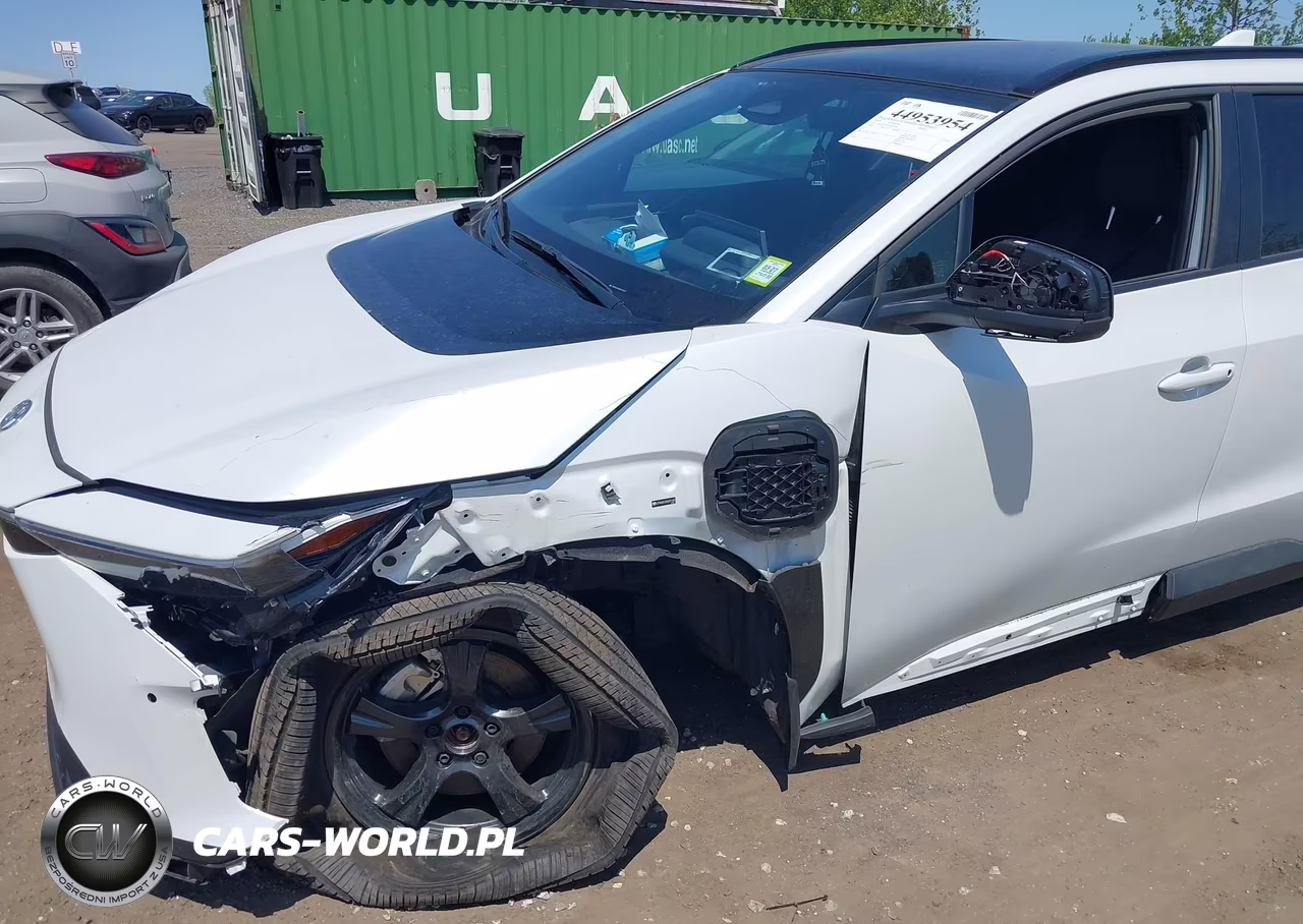 2024 Toyota Bz4X Xle VIN:JTMABACA9RA091401 - 6