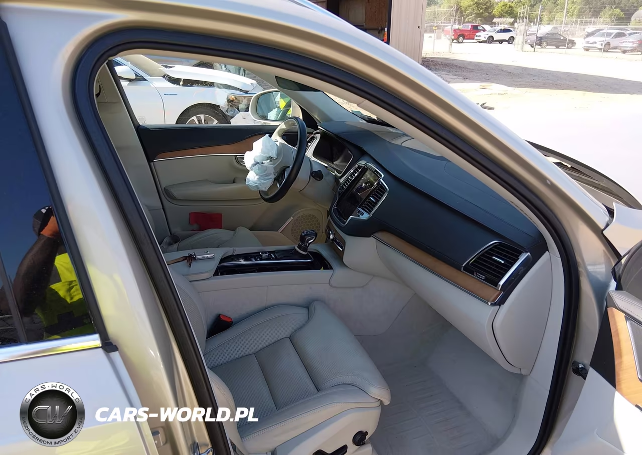 2016 Volvo Xc90 T6 Inscription VIN:YV4A22PLXG1045944 - 5