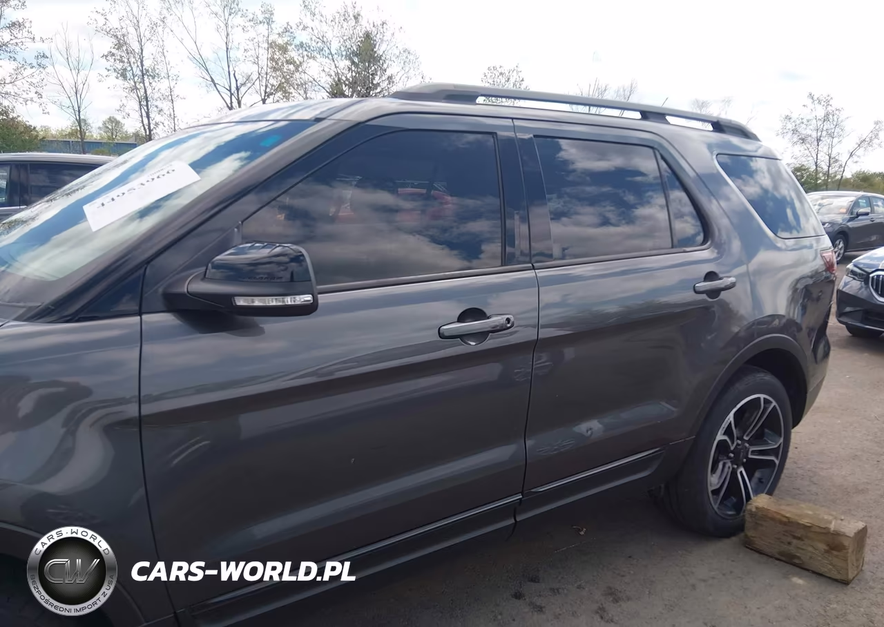 2015 Ford Explorer Sport VIN:1FM5K8GT2FGA68536 - 14