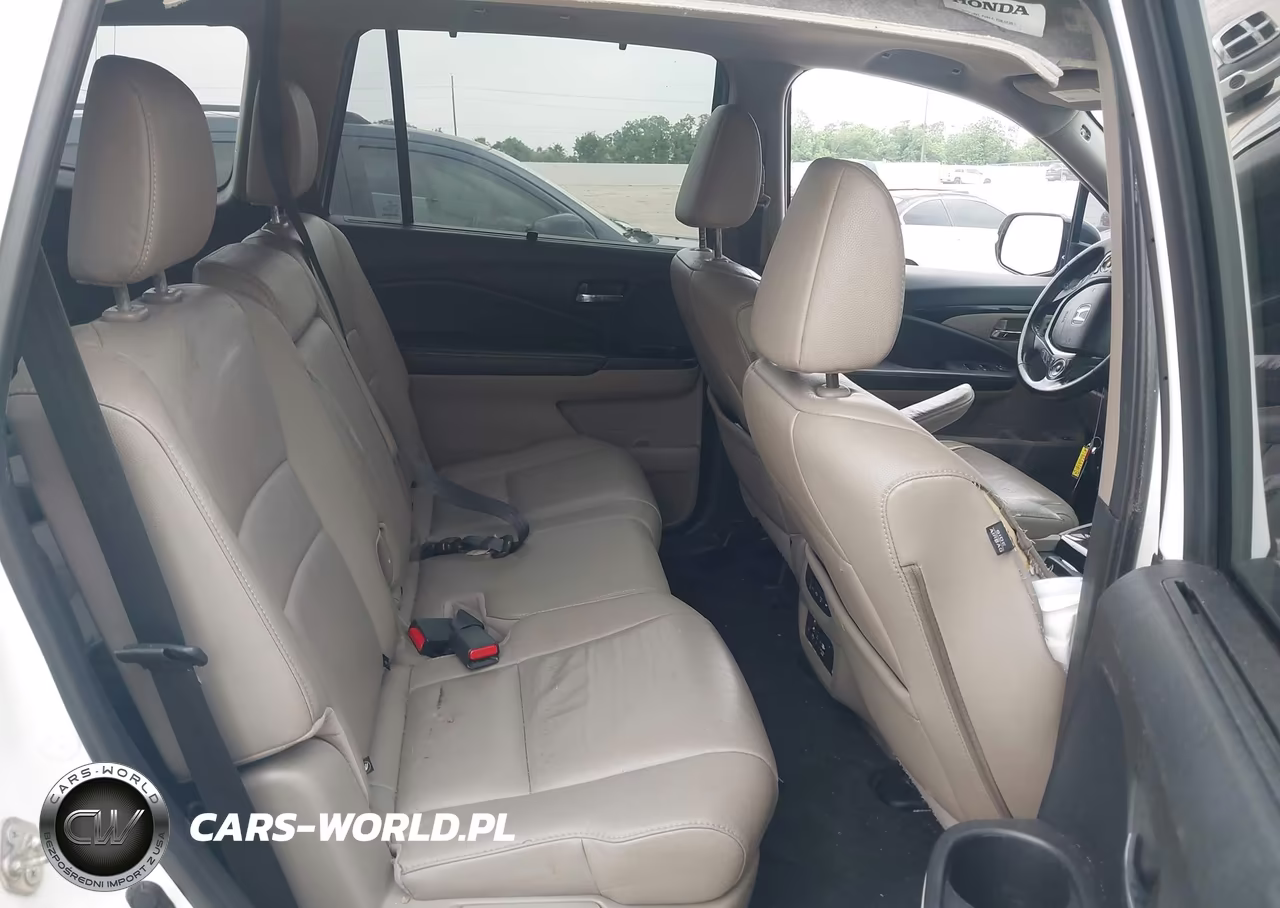2017 Honda Pilot Touring VIN:5FNYF6H97HB002218 - 8
